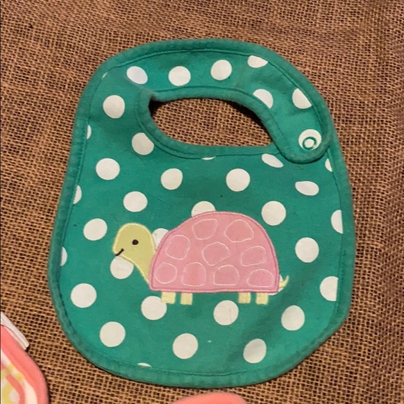 Bib Lot - Picture 5 of 5